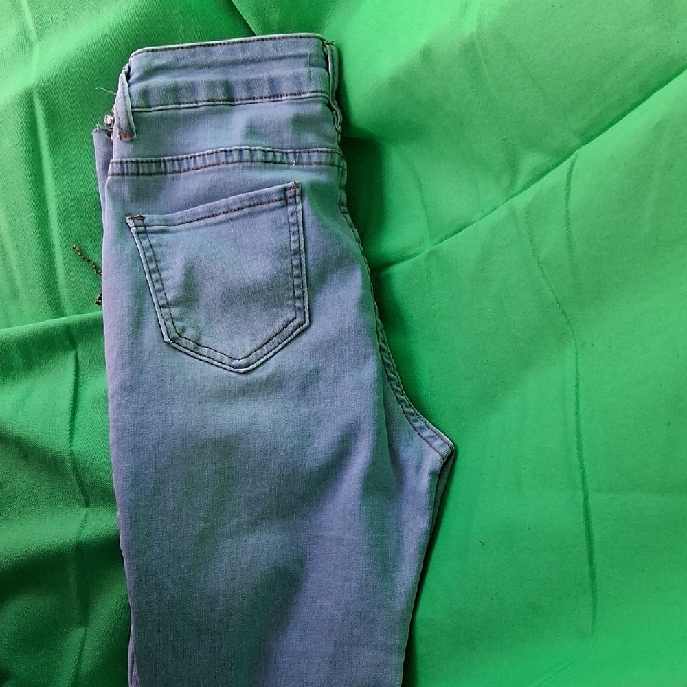 Jolie Light Blue Cropped Jeans with Rhinestone Hem - Picture 7 of 7